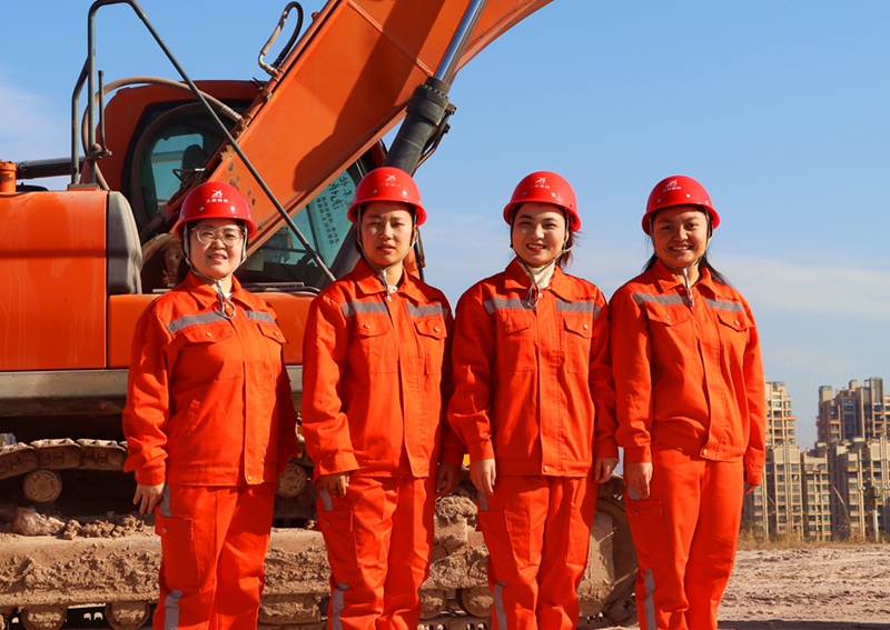 ͼһΪ�����ֹ�˾��֯Ůְ����ʩ��һ�����飨��Ӱ ��־����_����.jpg