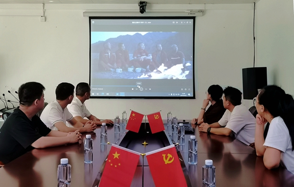 ͼΪ��ƽ������Ŀ����֯Ա������ۿ�������֮· ��_����_����.jpg