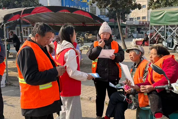 【党建引领基层高效能治理】汉冢乡开展“走