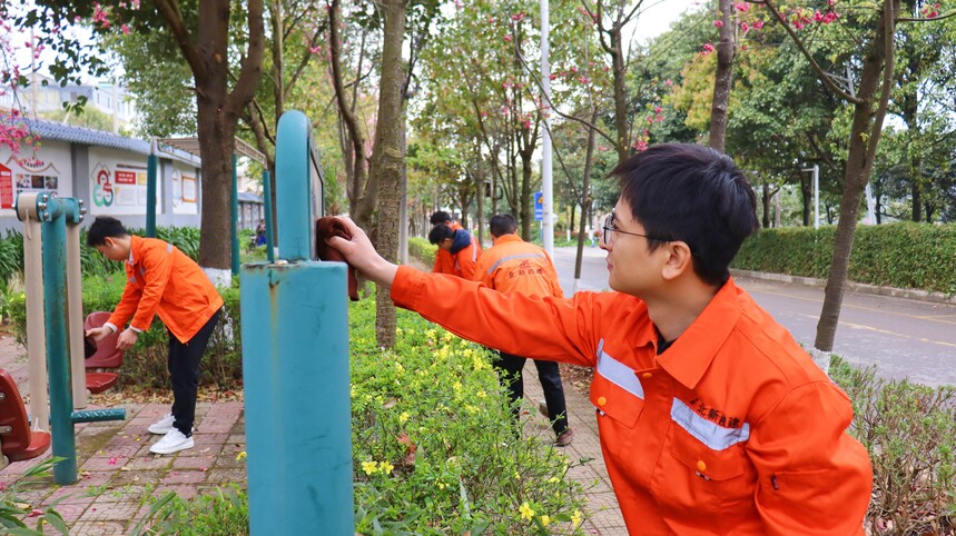 3.ͼΪ����·�ż��ű����ڽ���˾���ϳ�����Ŀ�ܳа���������Ա����Ϊ�����㳡���ý������ģ���̩�� �㣩.JPG