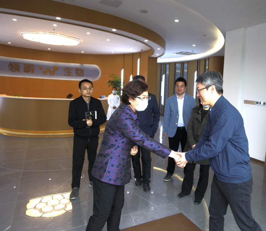 1587863978272975.jpg 1cfcba2968c1903b793f47cfd957b9d.jpg