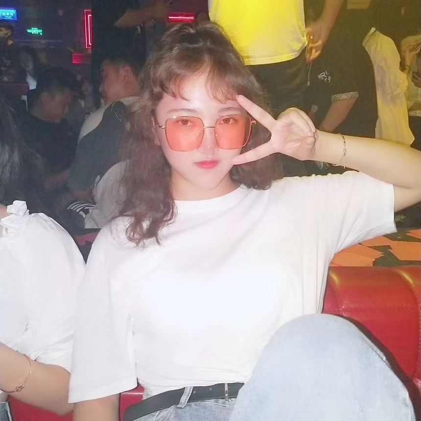 李竟涵.jpg