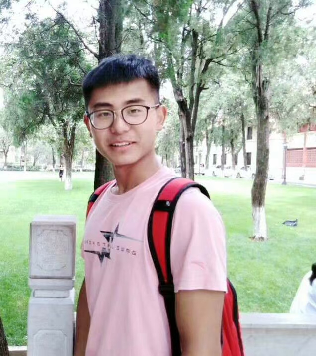洪梓豪.jpg