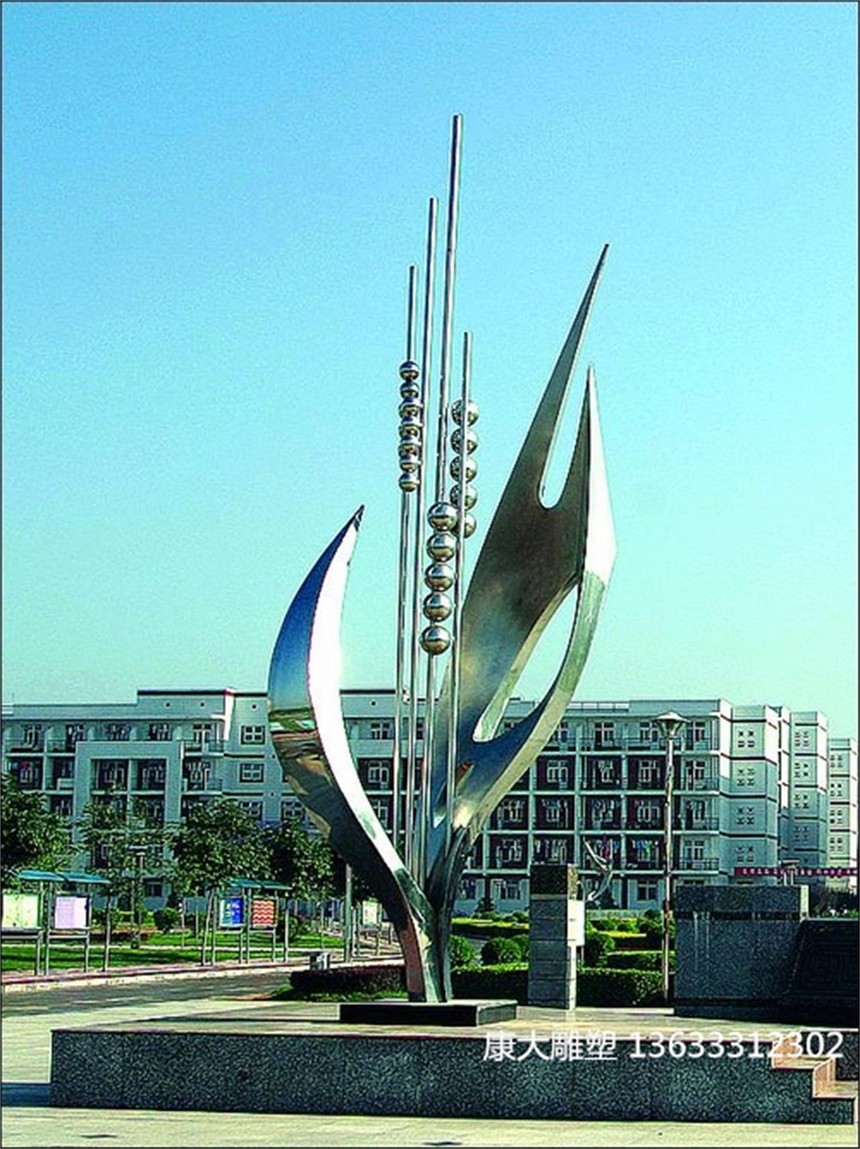 0915415E111.jpg