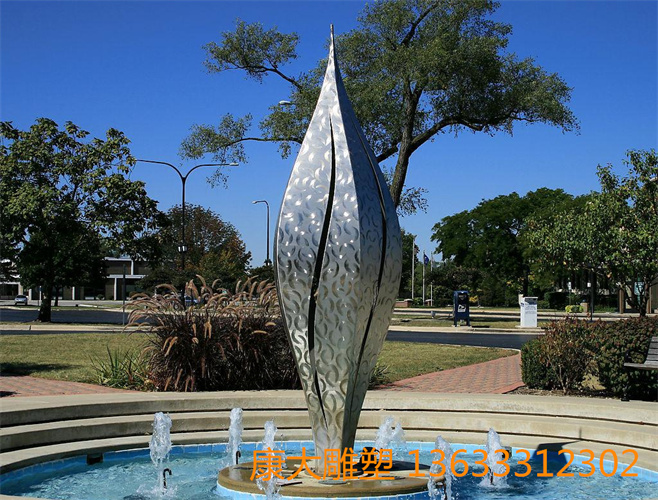 b718ff5329f444ed88238f2f69719587_D.jpg