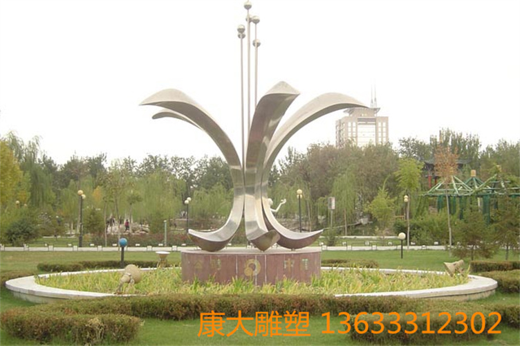 102610746.jpg