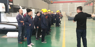 上海綜欣車間每日晨會(huì)