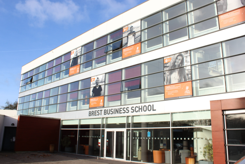 2022年法国布雷斯特商学院硕士研究生招生简章