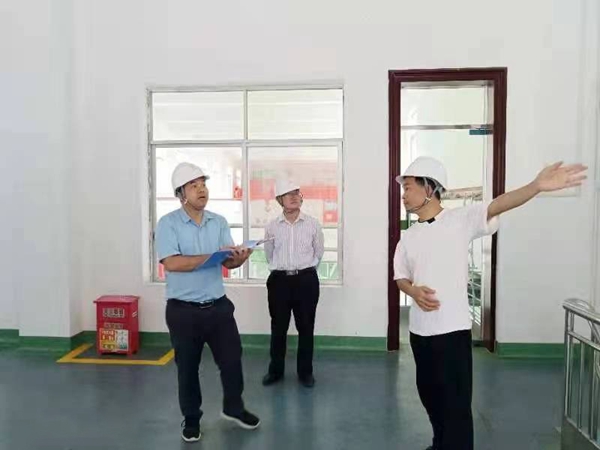 DƬ1.jpg