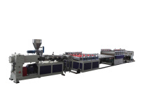 PVC共擠結(jié)皮發(fā)泡板生產(chǎn)線(xiàn)