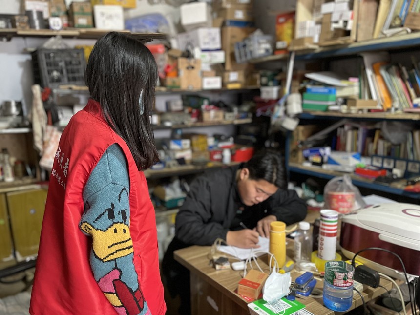 ����·�ֵ������������չ�ؽ��ŵ갲ȫ�������Ų鹤�� (2).jpg