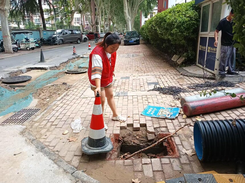 1754642866805492.jpg 79700.jpg