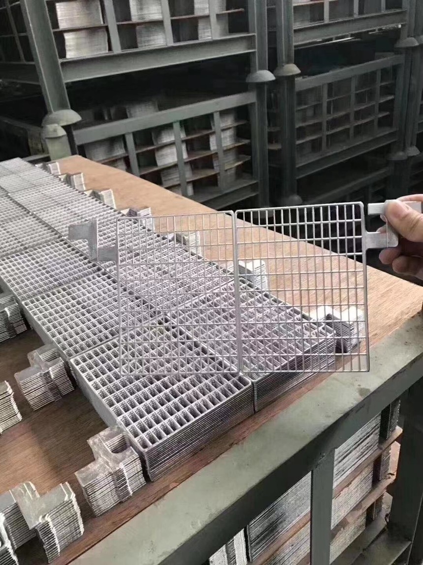 1581839240503419.jpg 隔板.jpg