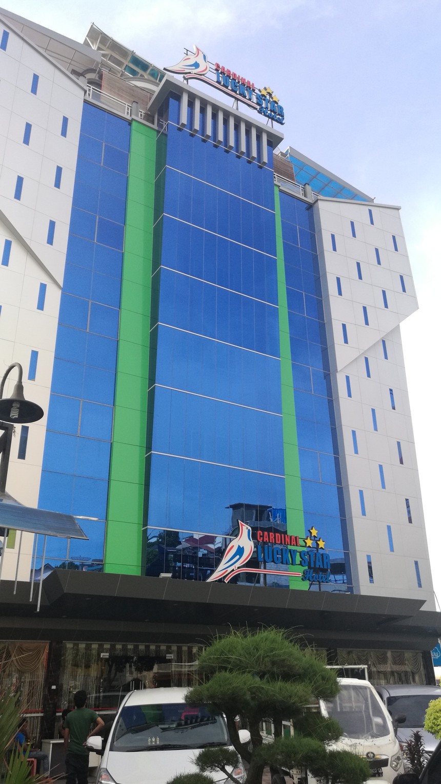 INDONESIA LUCKY STAR HOTEL.jpg