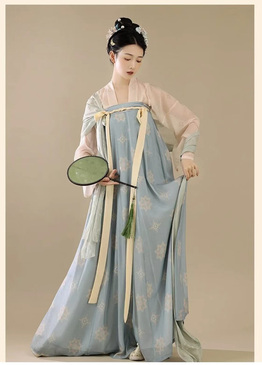 中国传统服饰的演变_新媒网