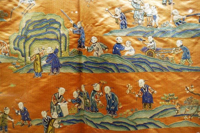 qingdaicixiubaizitubigua_10832003.jpg