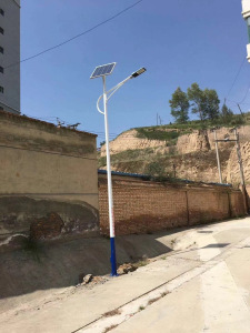 太陽能路燈