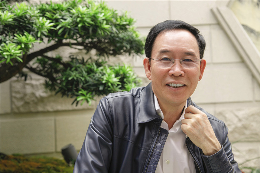 博施济众显大爱茂商郑龙辉