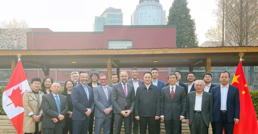 刘能文会长参加加拿大进口木材可持续性与供应链稳定性交流座谈会