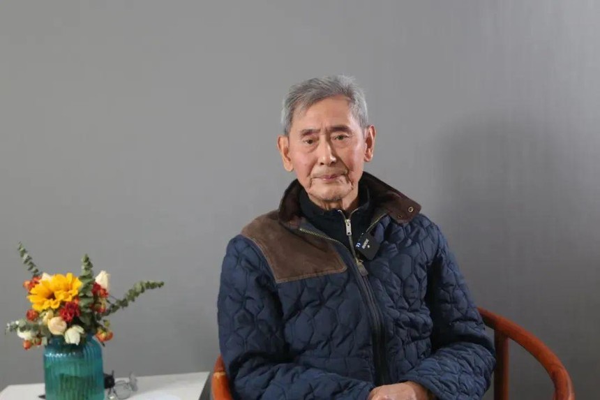�ں촬�༭����ͷǰ���ܼ�ǿ���齲�����׵ĸ�������.jpg