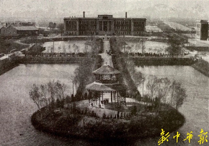 1923年，南开大学迁入八里台新址后的校园_副本.jpg
