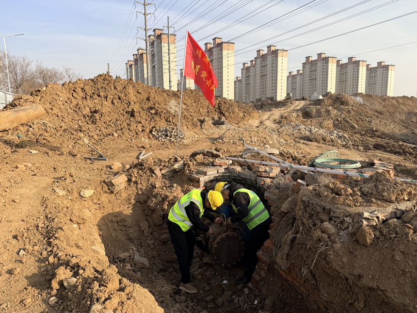 1765590618283453.png 山东临朐:党员干部奋勇当先,保障城乡供水安全2.png