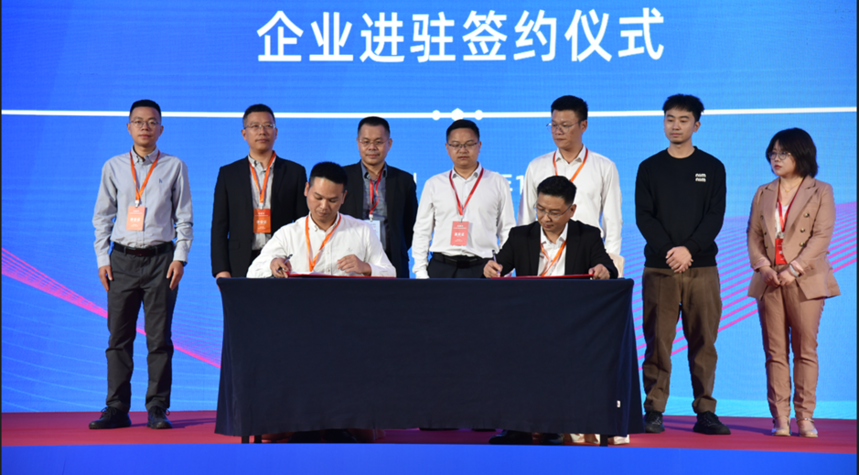 1764148538275398.png image.png