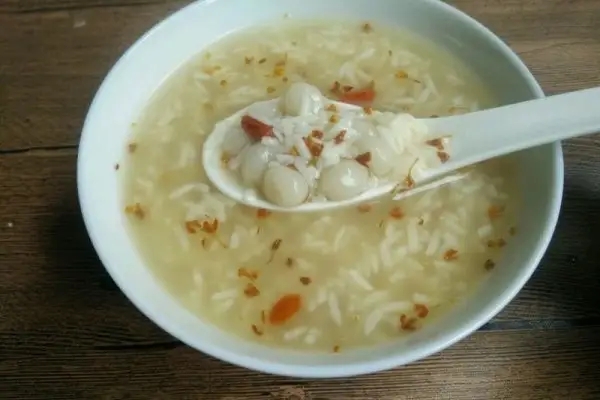 ѵ