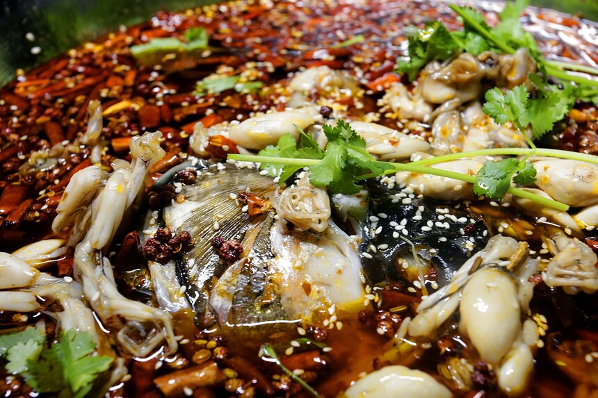 重庆鱼火锅做法及配料，重庆鱼火锅怎么做才好吃又简单？