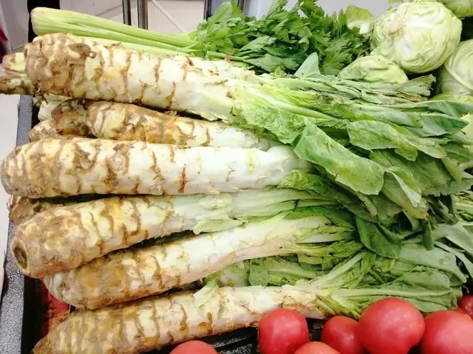 «ݫ(«ݫĸóһЩ)