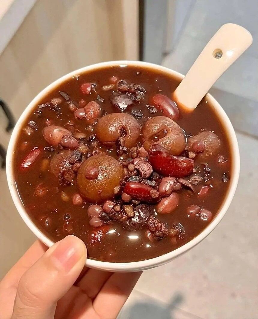 Ӫѵ Ӫѵ ӪѵѧѶǮ