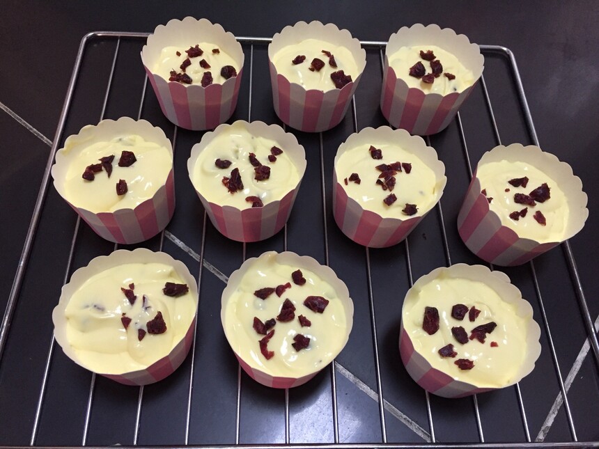 蔓越莓芝士杯子蛋糕制作步骤 蔓越莓芝士杯子蛋糕制作配方 蔓越莓芝士杯子蛋糕制作教程 蔓越莓芝士杯子蛋糕制作方法 蔓越莓芝士杯子蛋糕制作步骤 蔓越莓芝士杯子蛋糕制作配方 蔓越莓芝士杯子蛋糕制作教程 蔓越莓芝士杯子蛋糕制作方法