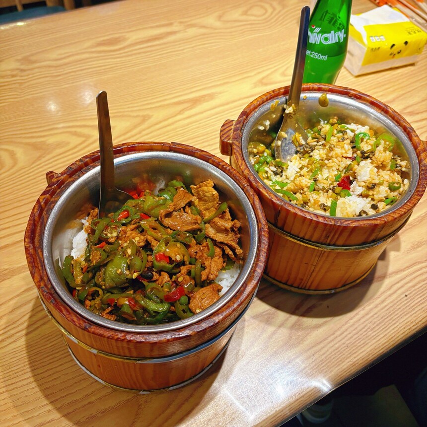湘味木桶饭制作步骤 湘味木桶饭制作配方 湘味木桶饭制作方法 湘味木桶饭制作教程 湘味木桶饭制作技巧 湘味木桶饭制作步骤 湘味木桶饭制作配方 湘味木桶饭制作方法 湘味木桶饭制作教程 湘味木桶饭制作技巧
