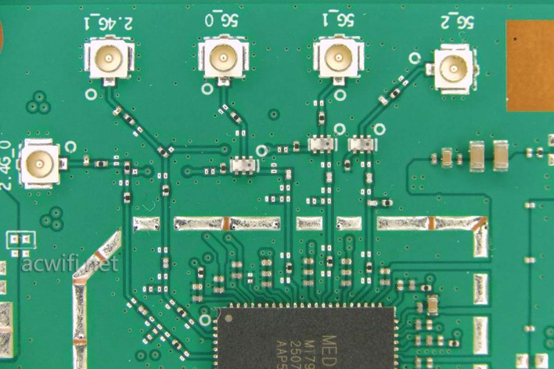 中兴ZXDU68_中兴巡天BE3600Pro青云版拆机_中兴巡天BE3600Pro青云版评测