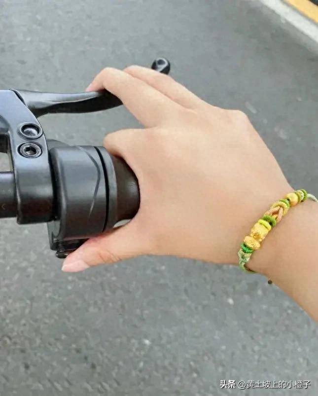 电动车转把工作原理_控制器调速方式_48V高频开关电源