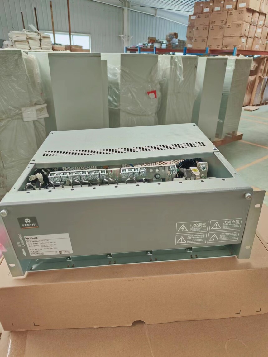 艾默生嵌入式电源维谛NetSure731开关电源NetSure731 A41-S6 48V200A电源系统