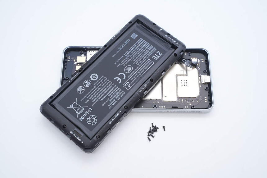 中兴ZXDU68_中兴U60 Pro随身WiFi 5G-A超高速网络 3.5寸触摸屏_中兴U60 Pro 5G随身WiFi 高通骁龙X75 10000mAh电池