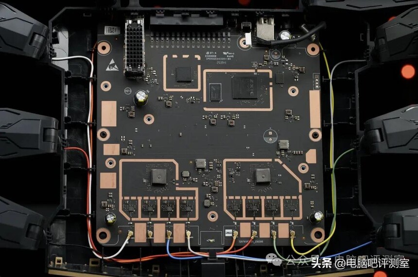 中兴问天路由器散热设计_中兴ZXDU68_中兴BE7200 MAX万兆路由器