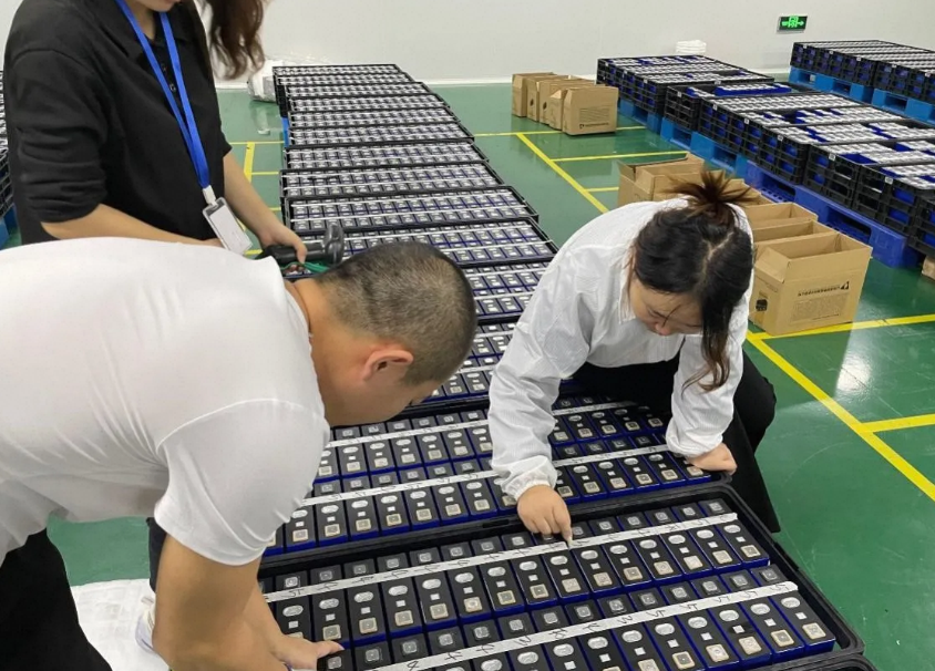 雄韬蓄电池 雄韬蓄电池