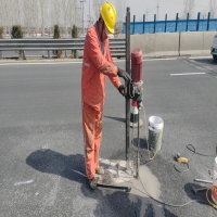 连霍高速中牟段桥头水泥压浆
