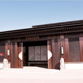 傳統(tǒng)建筑銅門(mén)