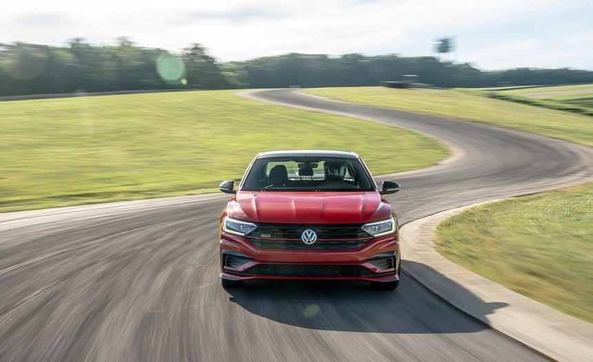 2019-volkswagen-jetta-gli-ll-103-1570485913.jpg