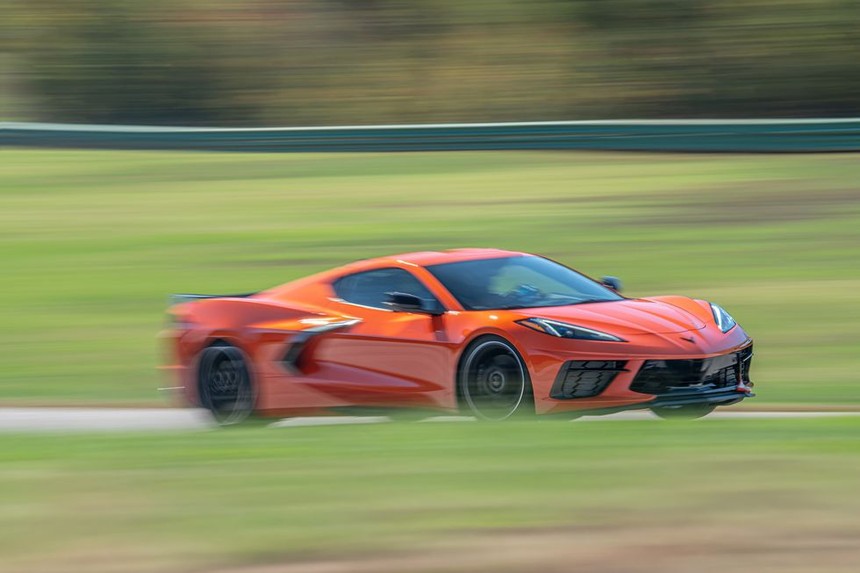 lightning-lap-14-2020-chevrolet-corvette-stingray-z51-lead-1611950191.jpg