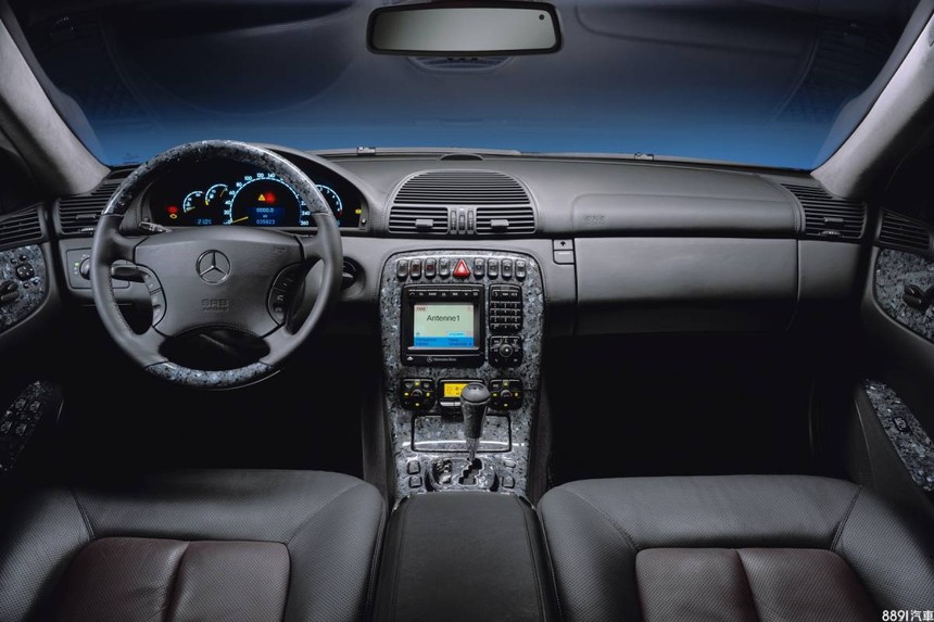w1200 (4).jpg