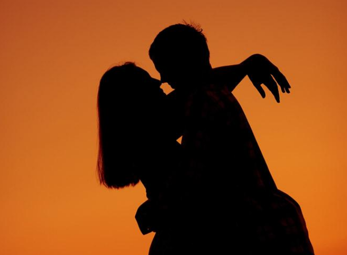 为什么情侣恋爱越久越容易分手?