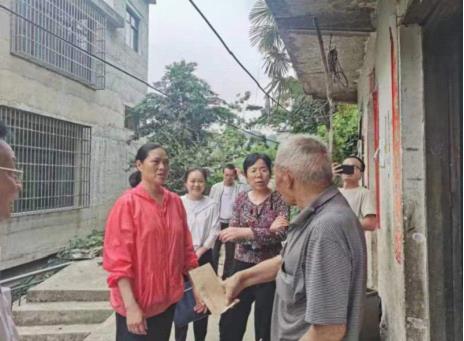 DƬ17.jpg
