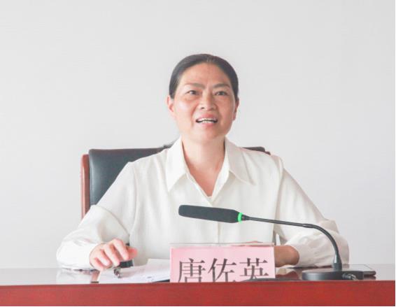 DƬ2.jpg