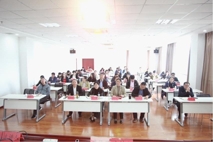 DƬ24.jpg