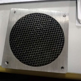 不鏽(xiù)鋼蜂窩釺焊(hàn)