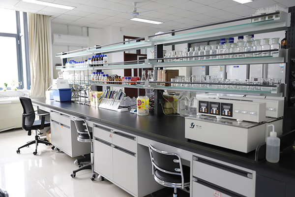 生物安全防护实验室根据所处理的微生物及其毒素的危害程度各分为四级